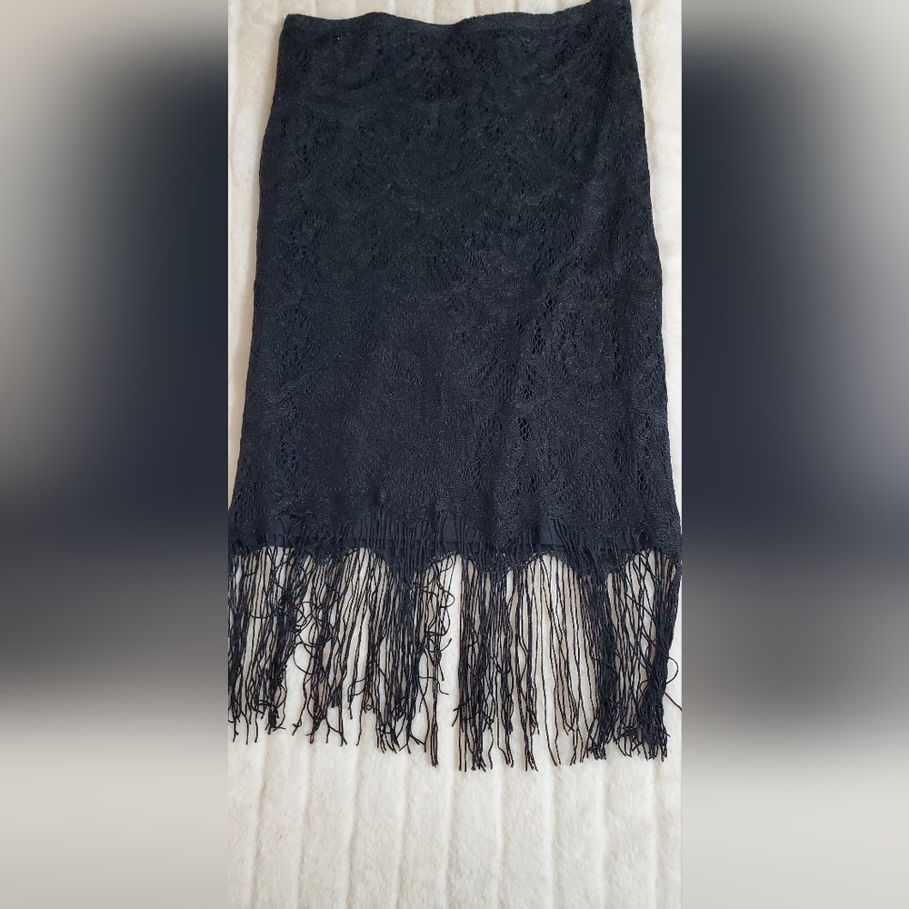Black fringed skirt